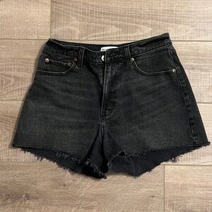 Abercrombie and fitch 90’s relaxed cutoff short